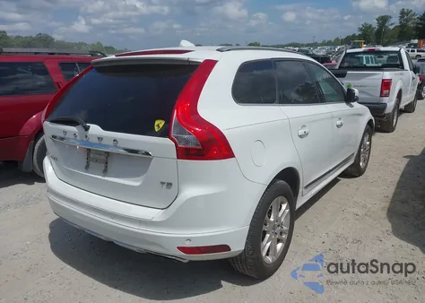 2015 Volvo Xc60 T5 Premier Plus z USA, uszkodzony, nr VIN YV440MDC2F2591441